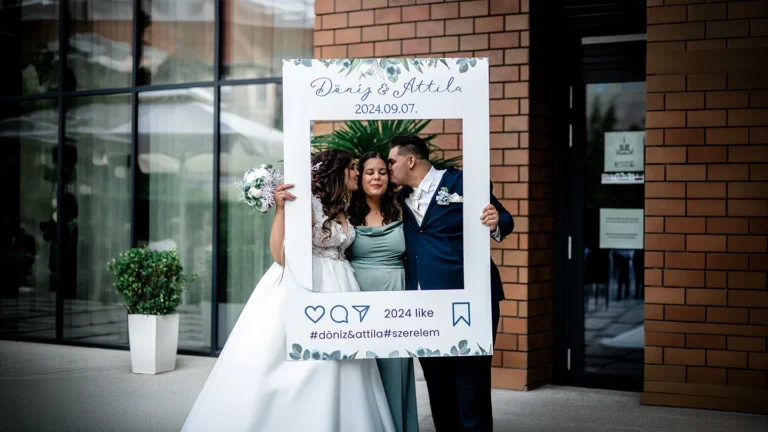 Esküvői arculat egyedi insta fotókeret - Mona Design & Soul